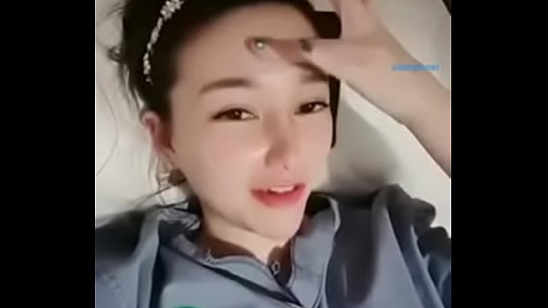 Video Live Lengkap: Cewek Asia Menggoda Terapis Pijat Hingga Tak Kuasa Menahan Nafsu