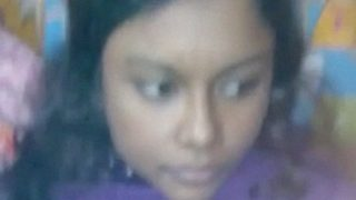 Cowok Kampus India Bertangkas Kecil Menggoyang Istri Orang
