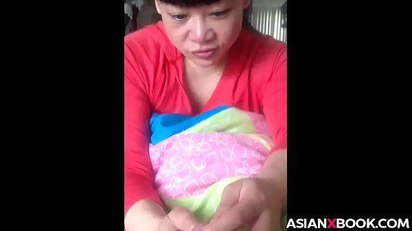 Cewek Asia Sange Kasih Colok Memek Pakai Tangan