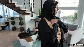 Kylie Kingston, Gadis Saleh Yang Takut Mengakui Hasrat Terlarang Dalam Dirinya.