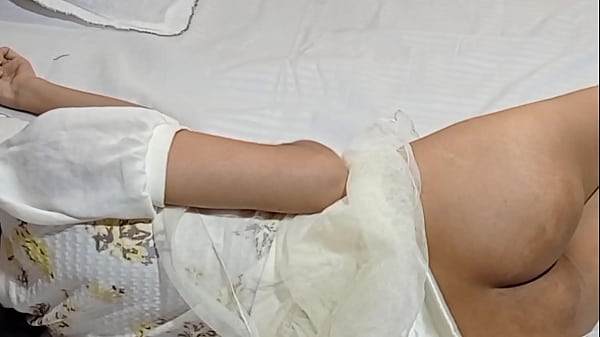 Kakak Tiri India Dan Adek Imut Main Peran, Ngentot Habis-habisan Dengan Suara Hindi Jelas – Desi Porno Desislimgirl