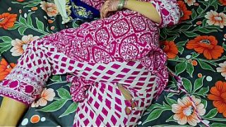 Ibu Tiri Celana Robek, Anak Tiri Langsung Ngewe Pantat Bulatnya.
