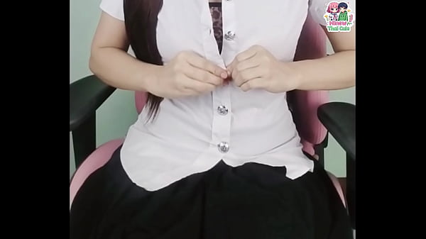 สาวนักศึกษาสุดเซ็กซี่โชว์เร้าใจบนโต๊ะทำงาน ใช้ของเล่นสุดเร่าร้อนเล่นกับตัวเองอย่างเสียวสวาท