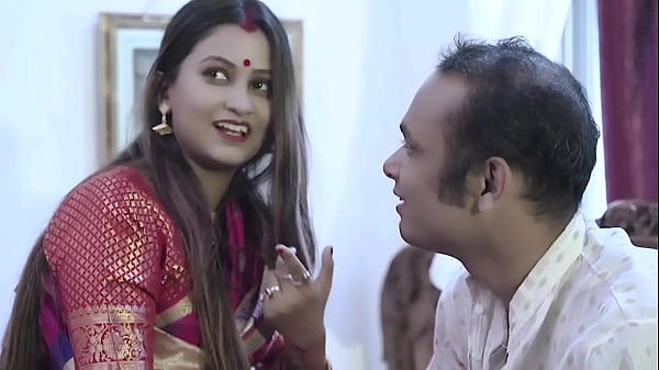 Pasangan India Nikah Ngentot Memek Romantis Dengan Suara Hindi
