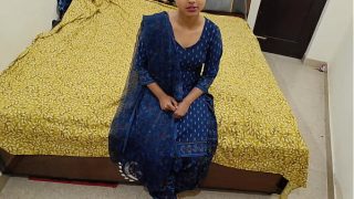 गाँव की भोली बच्ची को पिज्जा खिलाकर जबरदस्त चोदाई, मुंह और चूत पर मारा जोरदार, सब साफ हिंदी आवाज में