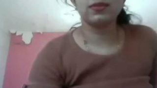 Bosan, Cewek Seksi Desi Asli Mumbai Pamer Bugil.