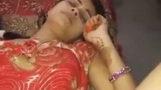 Istri Desi Cantik Bugil Dijariin Mms
