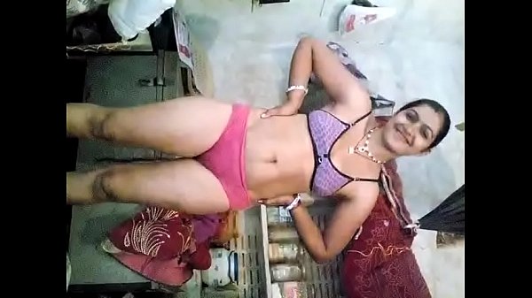 Lagu Desi Panas Dengan Bumbu Nafsu