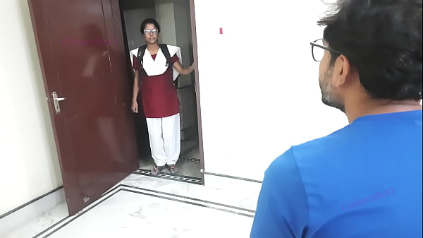 Cerita Panas Gadis Bengali Polos Digilir Orang Asing – Kisah Sex Hindi