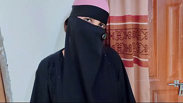 Jasmine Si Hijab Nakal Digebukin Sama Orang Asing Sampe Meraung-raung
