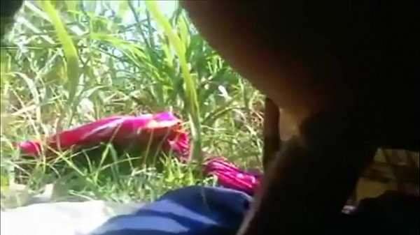Desi Cewek Muda Digebukin Keras Di Hutan, Makin Kenceng Makin Basah