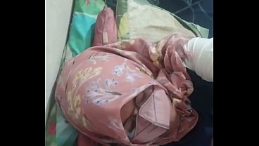 Tante Riani Ngewe Kontol Sambil Nikmatin Banget