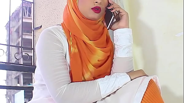 Salma Cewek Hijab Lagi Ngewe Sama Temennya, Suara Hindi Jorok Bikin Makin Panas