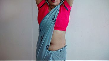Mantan Pacar Main-main Sama Priya Di Rumah Mertua, Sambil Mertuanya Nonton Xnxx Di Depan Mata.