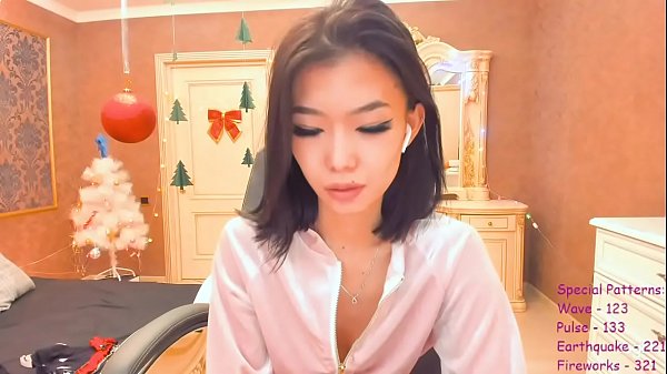 Apa Yang Akan Kau Lakukan Dengan Budak Cina Saya Yang Seksi?