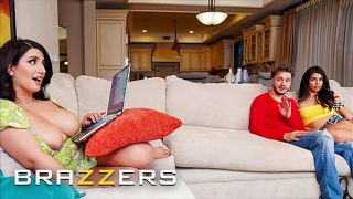 Sara Arab Yang Menggoda Menggoda Pacar Teman Sekamarnya Buat Ngewe Panas Diam-diam Di Belakangnya – Brazzers