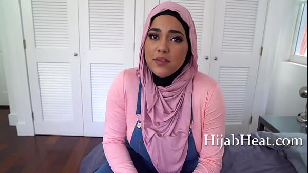 Gendut Arab Stepsis Bikin Gue Ngaceng Sambil Ngarep Cobain Hummus