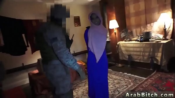 Ngentot Cewek Lokal Arab Sama Cina, Ekor Babi, Kerja Di Sini.
