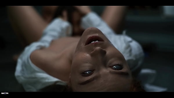 Alien Pengendali Pikiran Nyangkut Di Tubuh Cewek Seksi, Bikin Mereka Makin Liar Dan Nafsu.