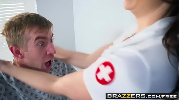 Nonton Trailer Dokter Nakal Bareng Chanel Preston & Veruca James, Siap-siap Meleleh!
