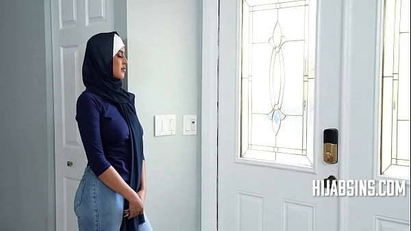 Gadis Arab Sok Suci Belajar Budaya Amerika Yang Bikin Basah.