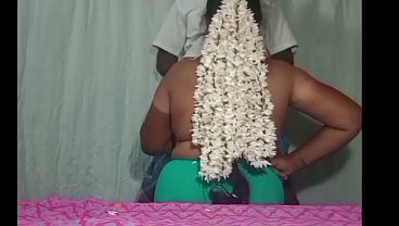 Desi Istri Tamil Panas Ngentot