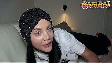 Ngencengin Seru Bareng Kakak Tiri Jilbab Turki Elnaz, Sampai Grogi