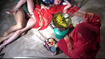Xxx Mama India Di Dapur, Ngentot Kasar Pake Bahasa Hindi, Bikin Merem Melek