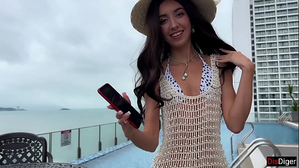 Libas Spanyol Gila, Blanca Pengepasan Kontol Putin Di Liburan Panas