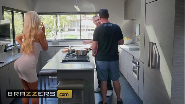 Cerita Istri Nyata – (courtney Taylor, Keiran Lee) – Courtney Kasih Tangan Bantuan, Tapi Bukan Buat Pegang