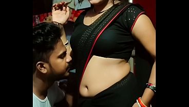 Desi Bhabhi Saree Navel Romannya Bikin Makin Greget