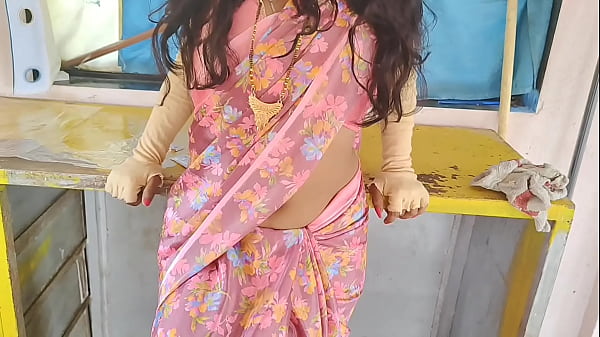 কামওয়ালি বাই আর মকান মালিকের গরম দেশি সেক্স