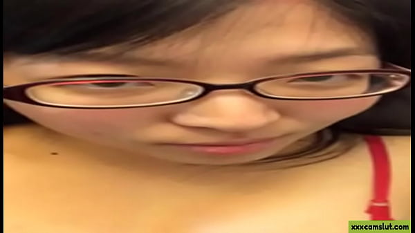 Tonton Video Bokep Asia Amatir, Goyang Memek Basah Di Depan Kamera.