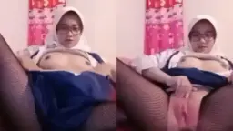 Bocil Hijab Smp Ngebut Colmek 2023, Bikin Makin Basah.