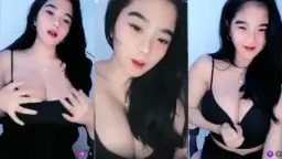 Evelyn Pamer Belahan Montok, Susu Mangga Goyang Live Bikin Meleleh.