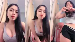 Icha Tiktokers Seksi Pamer Tubuh, Jadi Host Paling Panas Mango