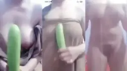 Sinta Bugil Goyang Live, Mulus Banget Bikin Ngaceng