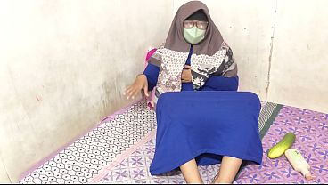 Cewek Hijab Indonesia Lagi Colmek Bikin Makin Basah