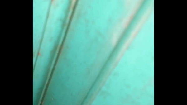 Ngintip Istri Tetangga Kost Yang Sengaja Buka Pintu Kamar Pas Suami Pergi Kerja, Akhirnya Diajak Ngentot Puas.