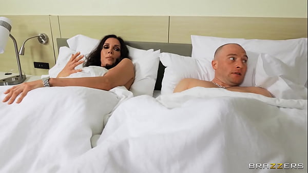 Ngemal Sama Mama Sambung Semalaman, Nonton Full Di Zzfull.com, Seru Banget!