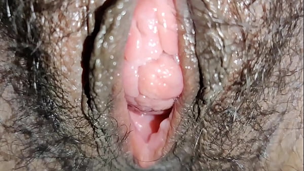 Desi Bhabhi Ki Chut Garam Aur Tight Hai