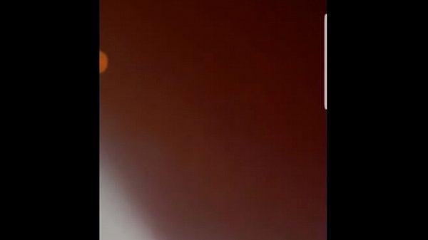 Istri Indonesia Colmek Depan Suami Sambil Video Call, Sama-sama Panas.