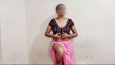 Bhabhi Hot Lagi Suami Ko Dhoka De Kar Bade Lund Ki Sawari Karte Hue Hindi Mein